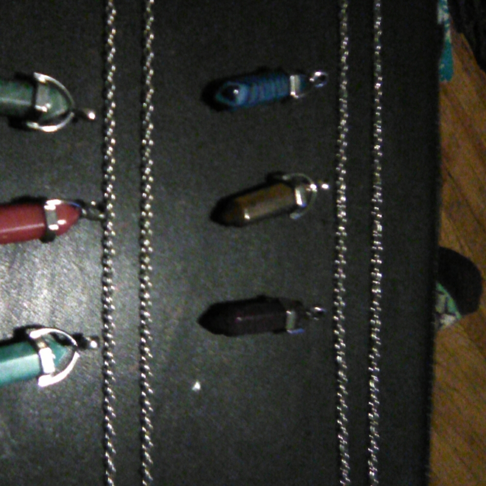 Genuine crystal pendant